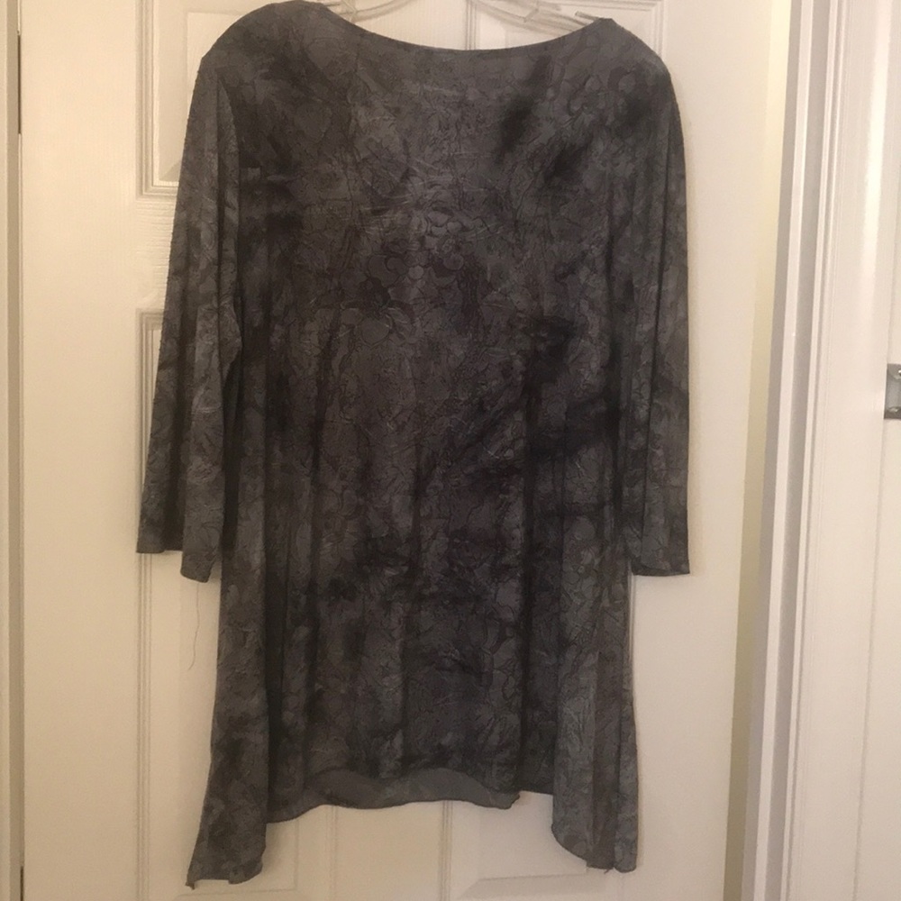 Shirt - Picture 5 of 5